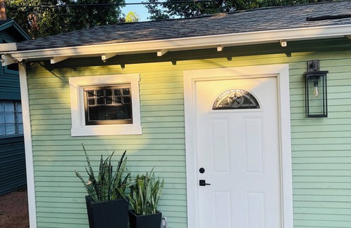 Fairmount Cottage | Fun in The Fort