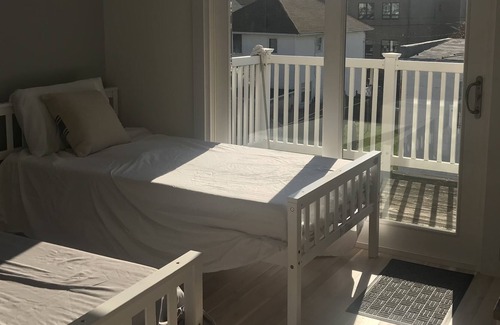 Green Creek House | Fun in the Sun Beach House