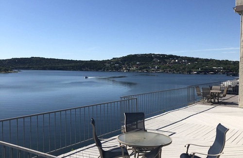 Briarcliff Condo | Fun N Sun Lake Travis Waterfront Condo
