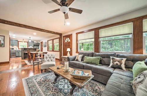 Highlands House | Fun Pet-Friendly Highlands Retreat w/Fenced Yard!