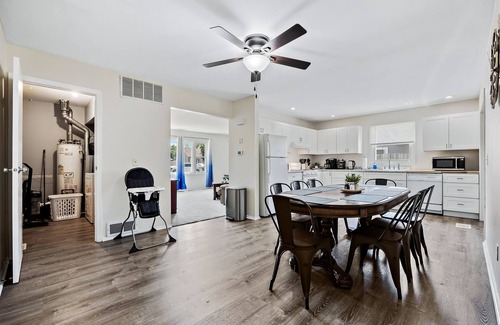 Boulder Hill House | Fun, Spacious & Handicap Accessible – Ideal for Families & Crews