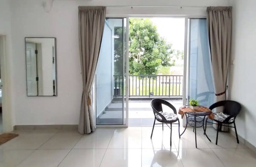 Bandar Penawar Villa | Fun Villa