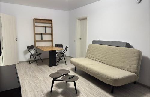 Sector 2 Apartment | Fundeni Studio Modern