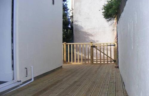 Easton Apartment | Funky Easton flat with parking