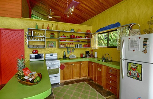 Lagunas de Baru House | Funky Jungalow with Ocean View! 10min to Beach!