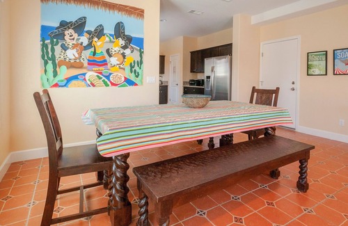 Anaheim Colony Historic District House | Funtierland + La Casa De Mickey + Close to Disney + Shared Pool and Splash Pad +