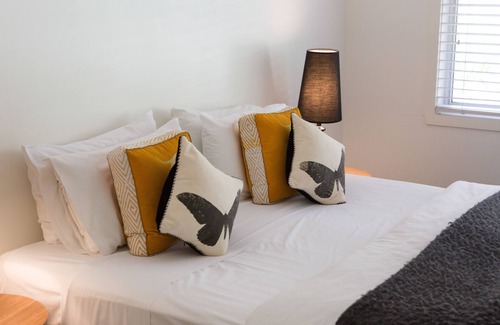 Healesville Hotel | Furmston House & Studio