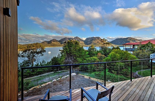 Coles Bay House | Furneaux - Freycinet Holiday Houses