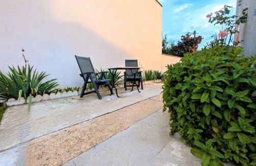 Conflans-Sainte-Honorine Apartment | Furnished apartment Fin d'Oise - Quiet neighborhood (200m RER A/SNCF train station)