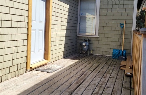 Saskatoon Downtown Apartment | Furnished 2 bedroom basement Suite by the River