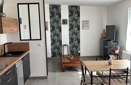 Rochefort House | Furnished 3-star suburb house 800 m from the spa and 15 mn from the town center