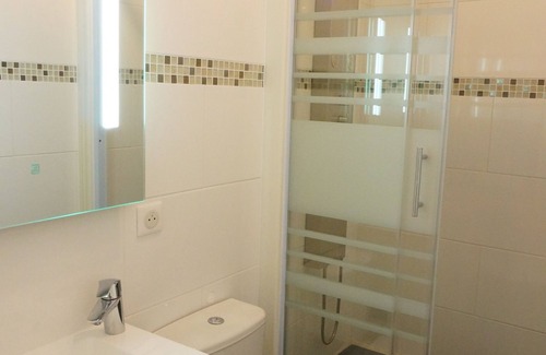 Montlucon Apartment | Furnished and equipped studio in city center with FREE WIFI