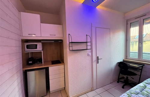 Montlucon Apartment | Furnished and equipped room in residence in city center