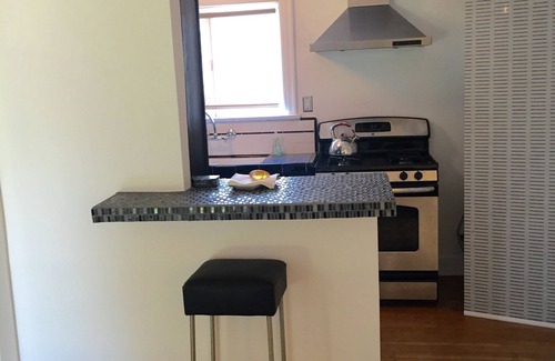 Pacific - Edison Cottage | Furnished Artistic 1 bedroom cottage in quiet yet central, LA location