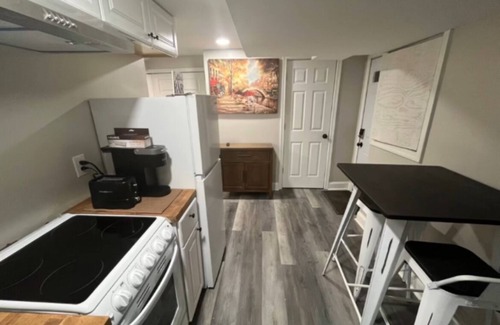 Hillen Apartment | Furnished Bsmt Apt in Hillen Rd, ColdSpring Ln, & Morgan State University Area