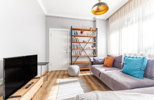 Esentepe Apartment | Furnished Cozy Flat Near Metrocity in Sisli