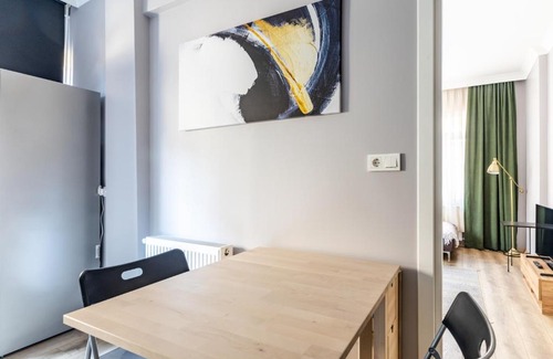 Esentepe Apartment | Furnished Cozy Flat Near Metrocity in Sisli