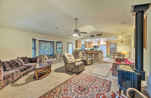 Twain Harte House | Furnished Deck: Family-Friendly Twain Harte Home
