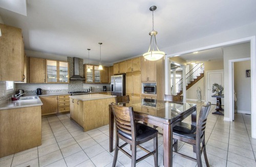 Brampton House | Furnished Executive Home - Brampton (Toronto) Canada