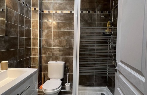 Issy-les-Moulineaux Apartment | Furnished Flat - 3 Rooms