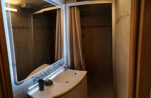 Monetier-les-Bains Apartment | Furnished apartment in the heart of the village