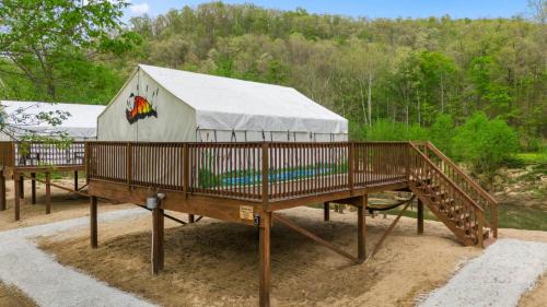 Stanton Other | Furnished Glamping Tent/River Access/2 Queen Beds