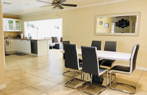 Paradise House | Furnished Home 3Bd/2Bath, Pool BBQ