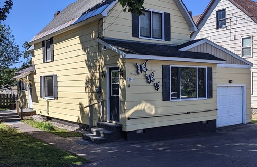 Calumet House | Furnished home in Historic Calumet