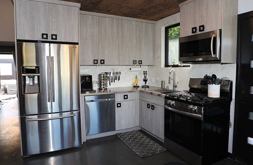 West Los Angeles House | Furnished House: Master Bedroom, Master Bath, Six Remote Controlled Sky-Lights