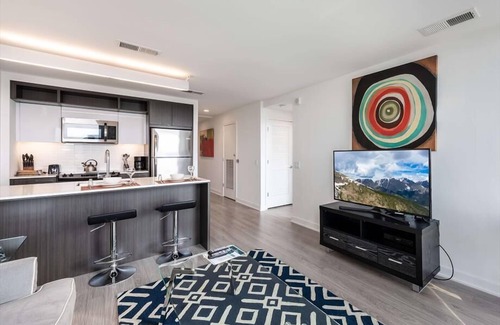 Reston Apartment | Furnished Luxury Getaway | nr Spring Hill | Reston Town Center