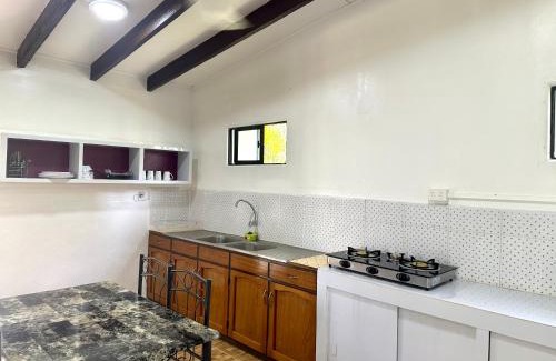 Northern Division Apartment | Furnished Modern Farm Flat Tuvurara Savusavu Jasmeeruls Bayt