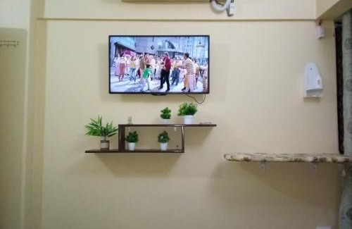 Karachi Apartment | Furnished One Bed Room Apartment Ground Floor With Kitchen