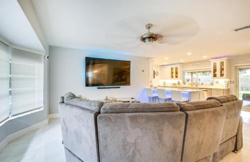 Lighthouse Point House | Furnished Patio and Gas Grill Deerfield Beach Home