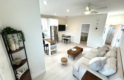 Chula Vista House | Furnished pet friendly 1 bed 1 bath house with a pool, wifi, AC, washer & dryer