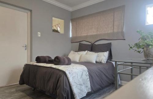 Heidelberg Bed & Breakfast | Furnished room in Heidelberg