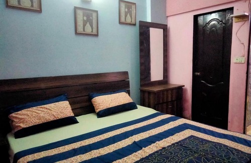 Gulshan-e-Iqbal House | Furnished Rooms