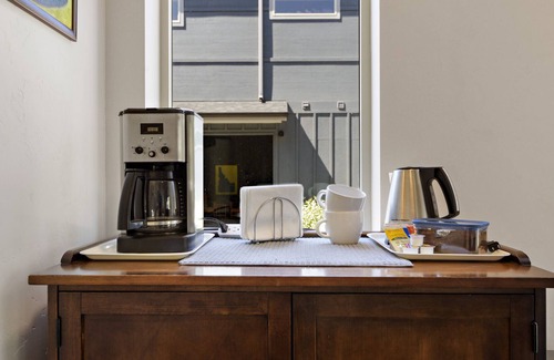 Boise Apartment | Furnished Studio near Greenbelt at Boise Whitewater Park