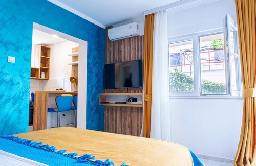 Donji Stoliv Apartment | Furnished Vacation Flat Near Sea in Montenegro