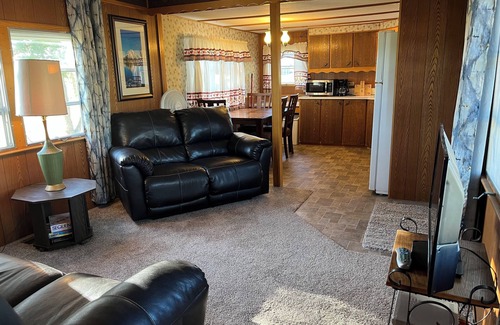 Bedford House | Furnished weekly-monthly rental in beautiful Star Valley Wyoming.