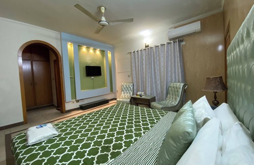F-7 Sector Hotel | Fusion Lodge