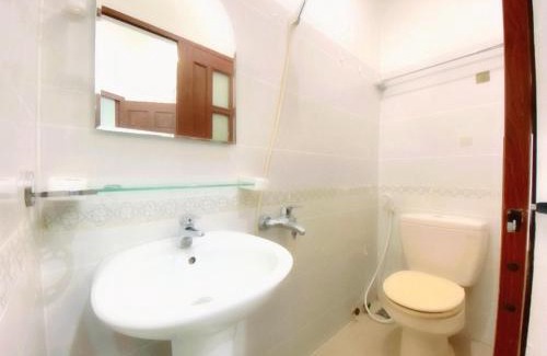 Downtown Ho Chi Minh City Apartment | Futuristic Inn
