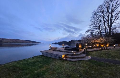 Cowal Peninsula Villa | Fyne Edge - A Luxurious Lochside Haven
