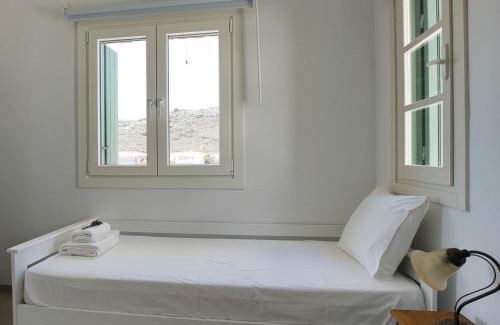Loutra Apartment | Fyroi Studio