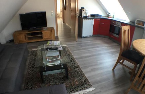 Eningen Apartment | Gäste-Appartement-Kirsammer