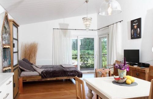 Waldshut-Tiengen House | Gästehäusle Haag