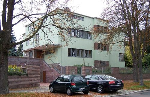 Stadtbezirk West House | Gästehaus am Klinikum