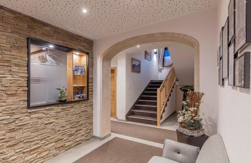 Soelden House | Gästehaus Emil