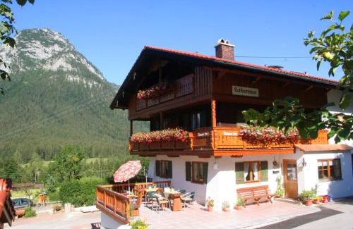 Ramsau bei Berchtesgaden Apartment | Gästehaus Kaltbachhäusl Garni