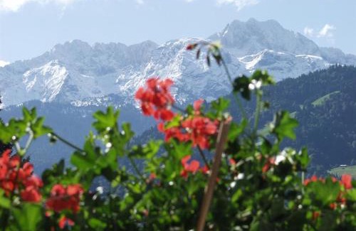 Garmisch-Partenkirchen Hotel | Gästehaus Lödermann