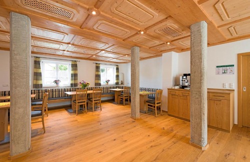 Furstenfeldbruck District House | Gästehaus Neubauer